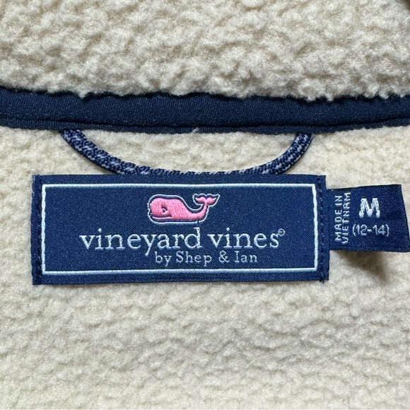 Vineyard Vines Boys Sherpa Fleece Vest Camel Color Size Medium 12-14 - Picture 3 of 6